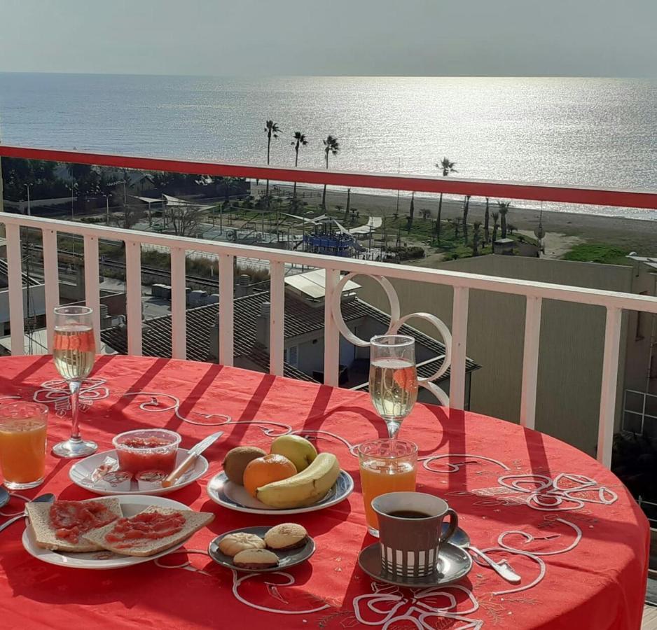 Terraza Al Mar Apartamento Pineda de Mar Exterior foto